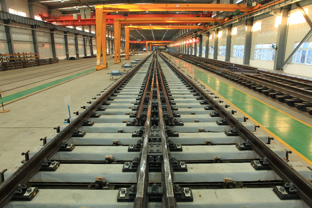 1682494888944.jpg 1、時(shí)速350公里62號(hào)高速道岔.jpg